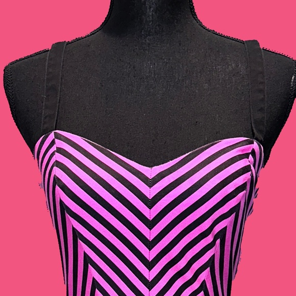 Vixen Dollface Dress Custom Dyed Hot Pink & Black - Picture 8 of 8